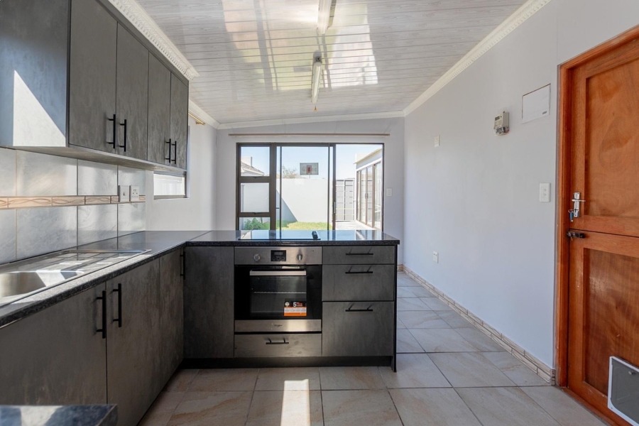 4 Bedroom Property for Sale in Country Club Western Cape